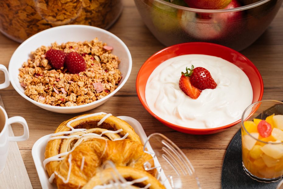 Breakfast Buffet in Bowls