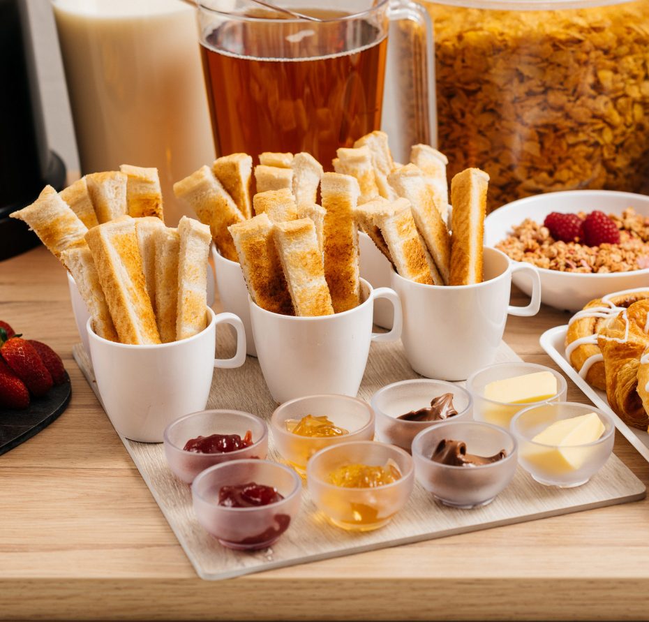 Breakfast Buffet with condiment bowls