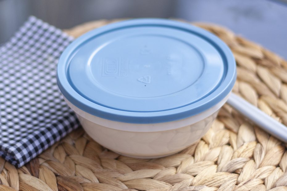 450ml White Round Bowl with a Blue Hermetic Seal Lid On