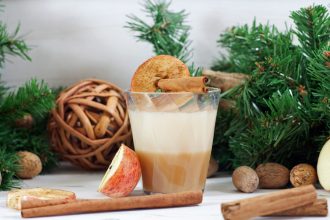 Cinnamon Apple Cocktail in a Diamond Whisky Glass