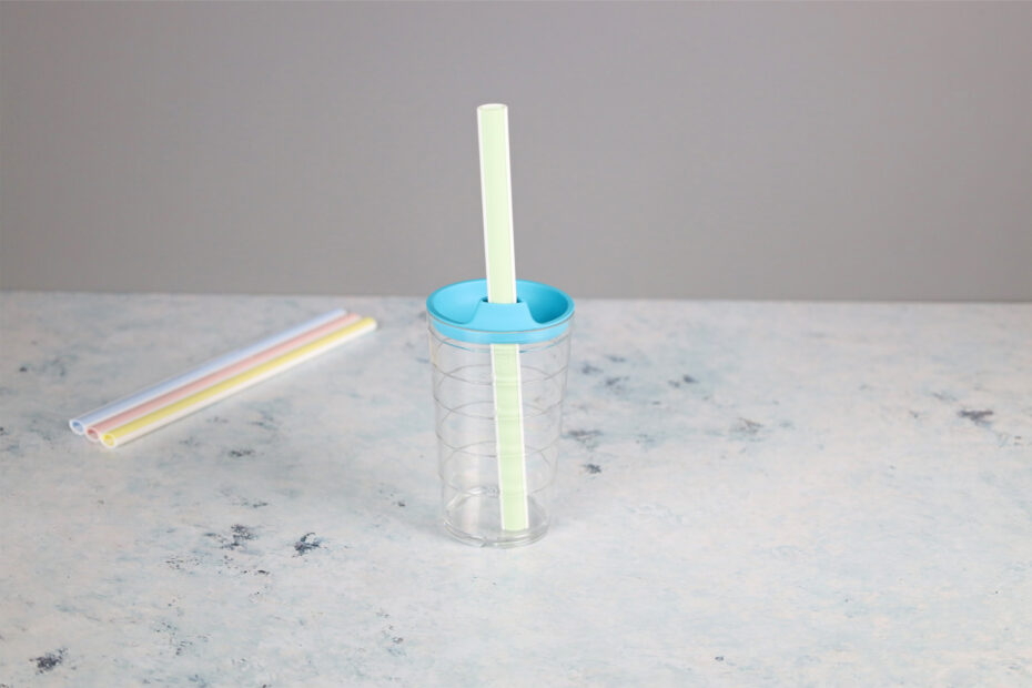 Ribbed Tumbler with Blue Spout and Straw