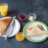 Toast on patterned plate