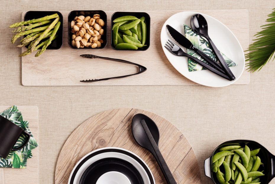 Black Tableware and S-Planks on a Dinner Table