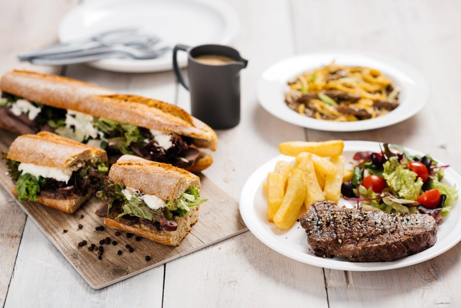 Steak Sandwiches on a Vintage S-Plank