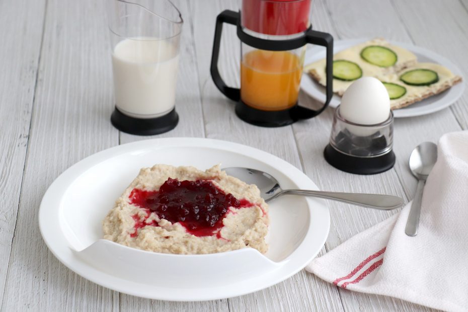 Porridge served on White Scoop Plate