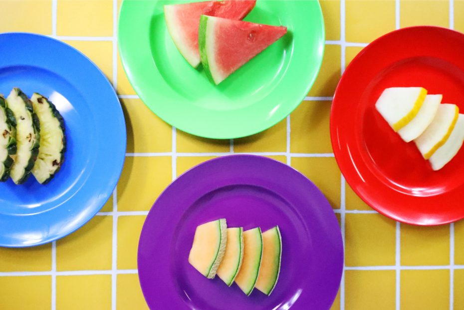 Rainbow Plates with Fruit Slices
