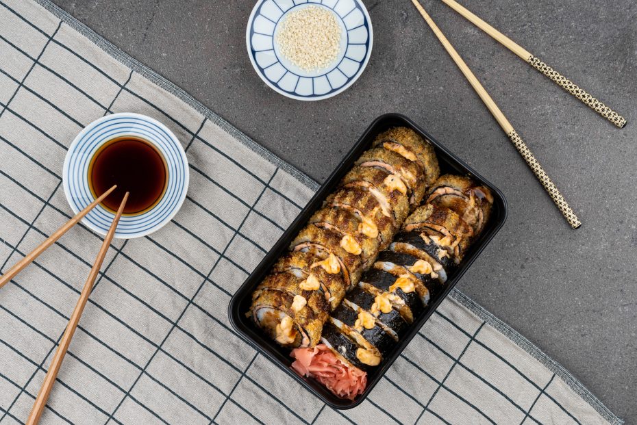Sushi in 950ml Amuse Pro Rectangular Dish