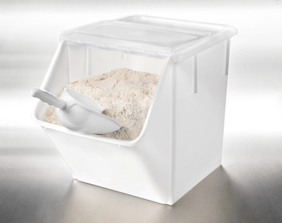 35L Ingredients Bin & Lid with flour and scoop