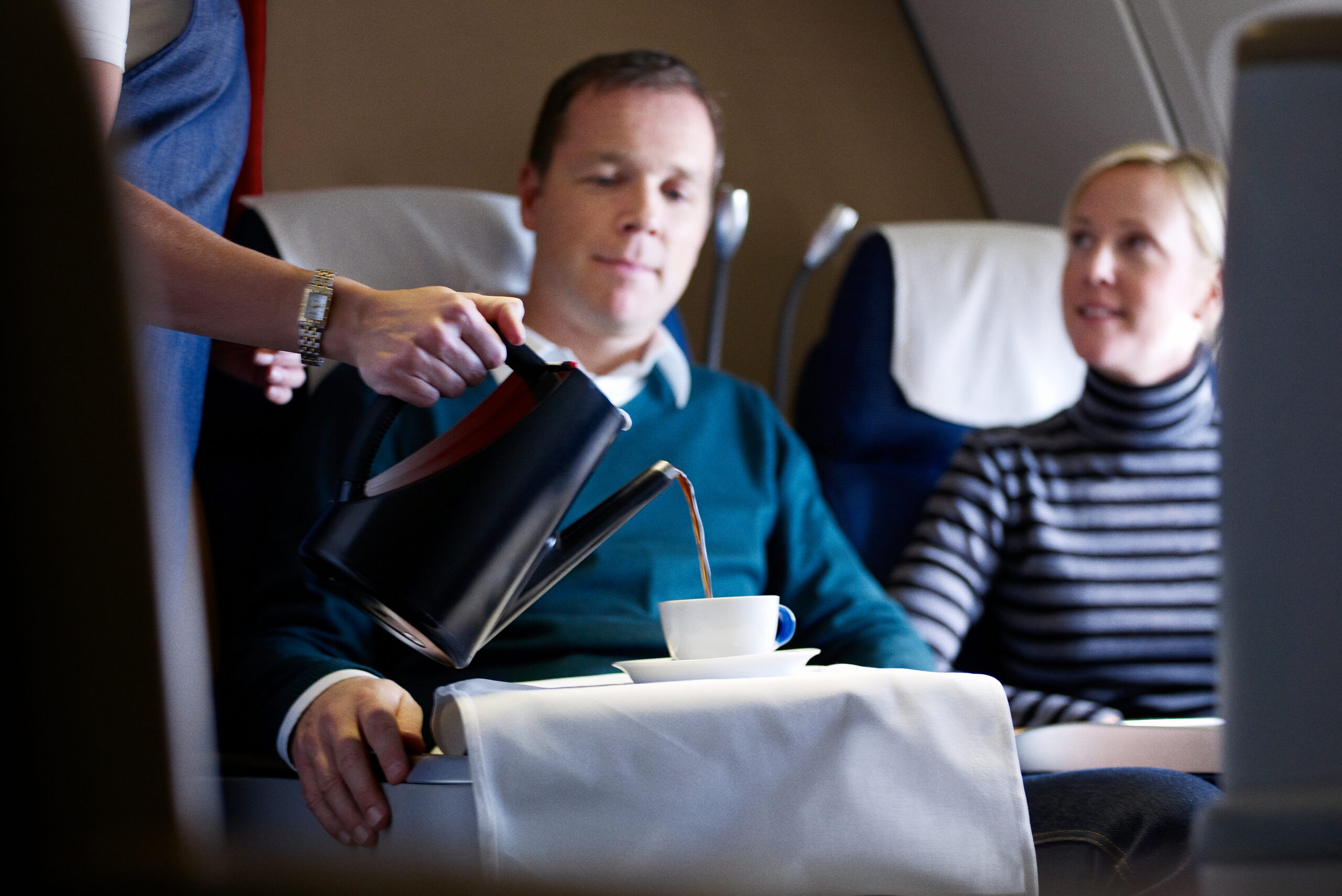 Coffee Service During Flight with Premium Beverage Pot